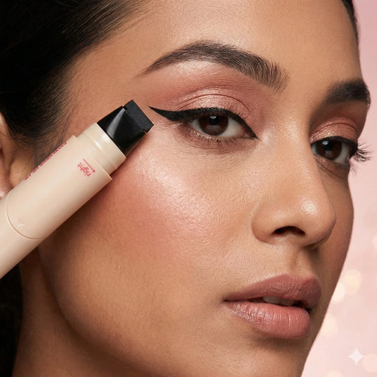 Quick Winged Eyeliner Stamp